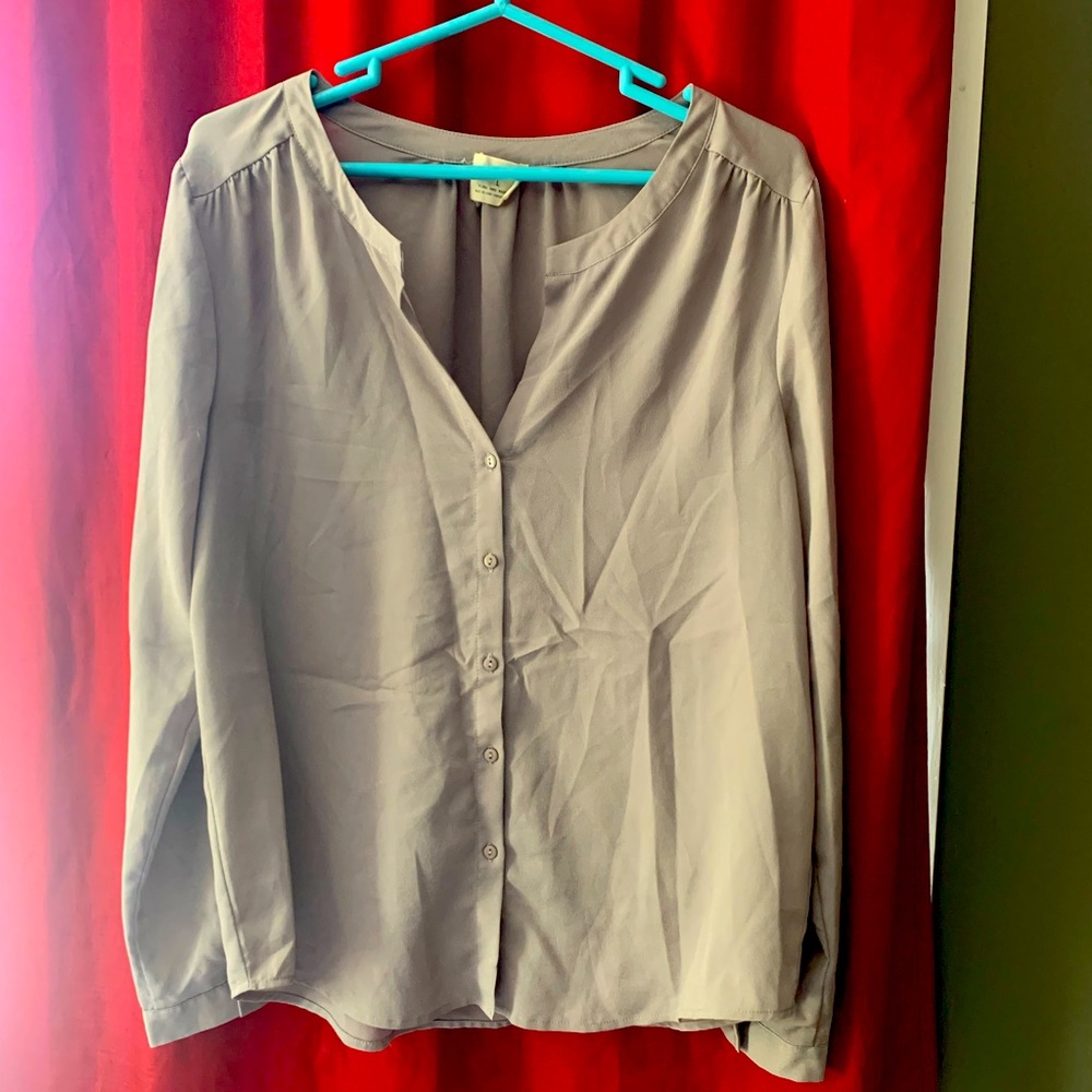 Pins & Needles gray button up top